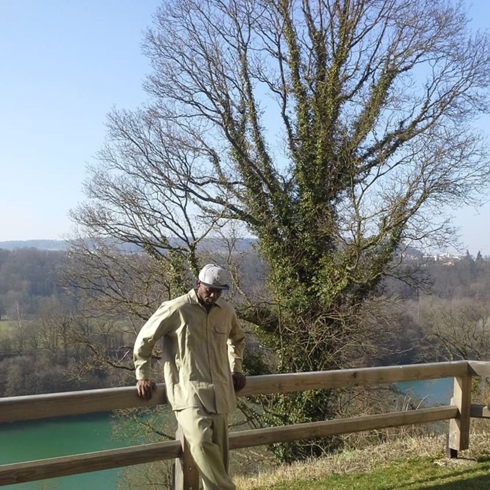 Meet your Posher, Airbbrush